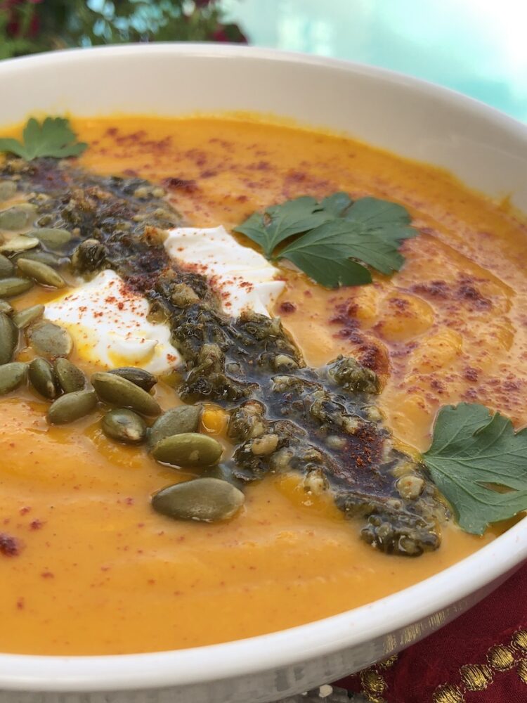 Creamy Vegan Carrot Ginger Soup